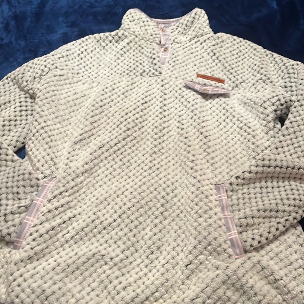 Simply Southern Long Sleeve Pullover…Super Soft Size L